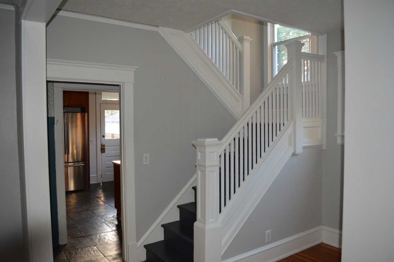 109 Fairview Ave #NA - Photo 3 of 14