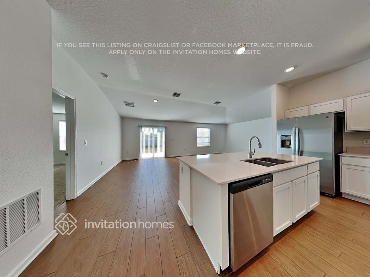 1074 Caitlin Loop - Photo 5 of 28