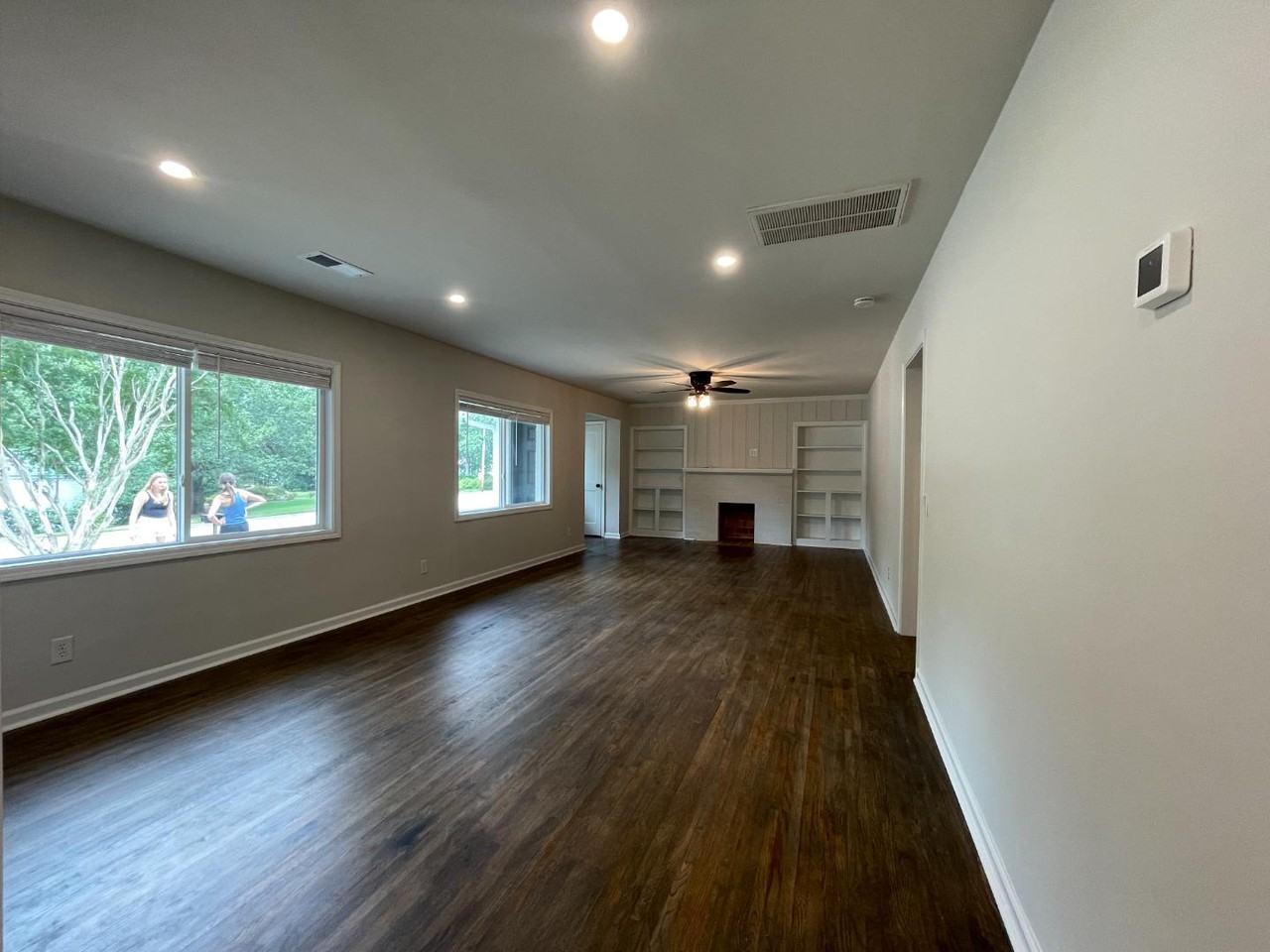 205 W Drake Ave - Photo 6 of 11