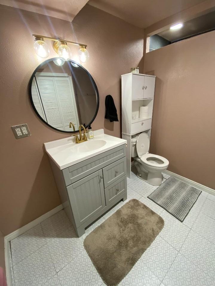 1560 S 150 W - Photo 3 of 10