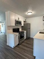 Cherry Ave 6-Plex - Photo 1 of 1