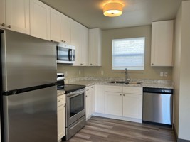 featured image of 190 Jewel Basin Ct