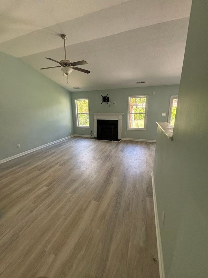 132 Braeburn Blvd - Photo 2 of 26