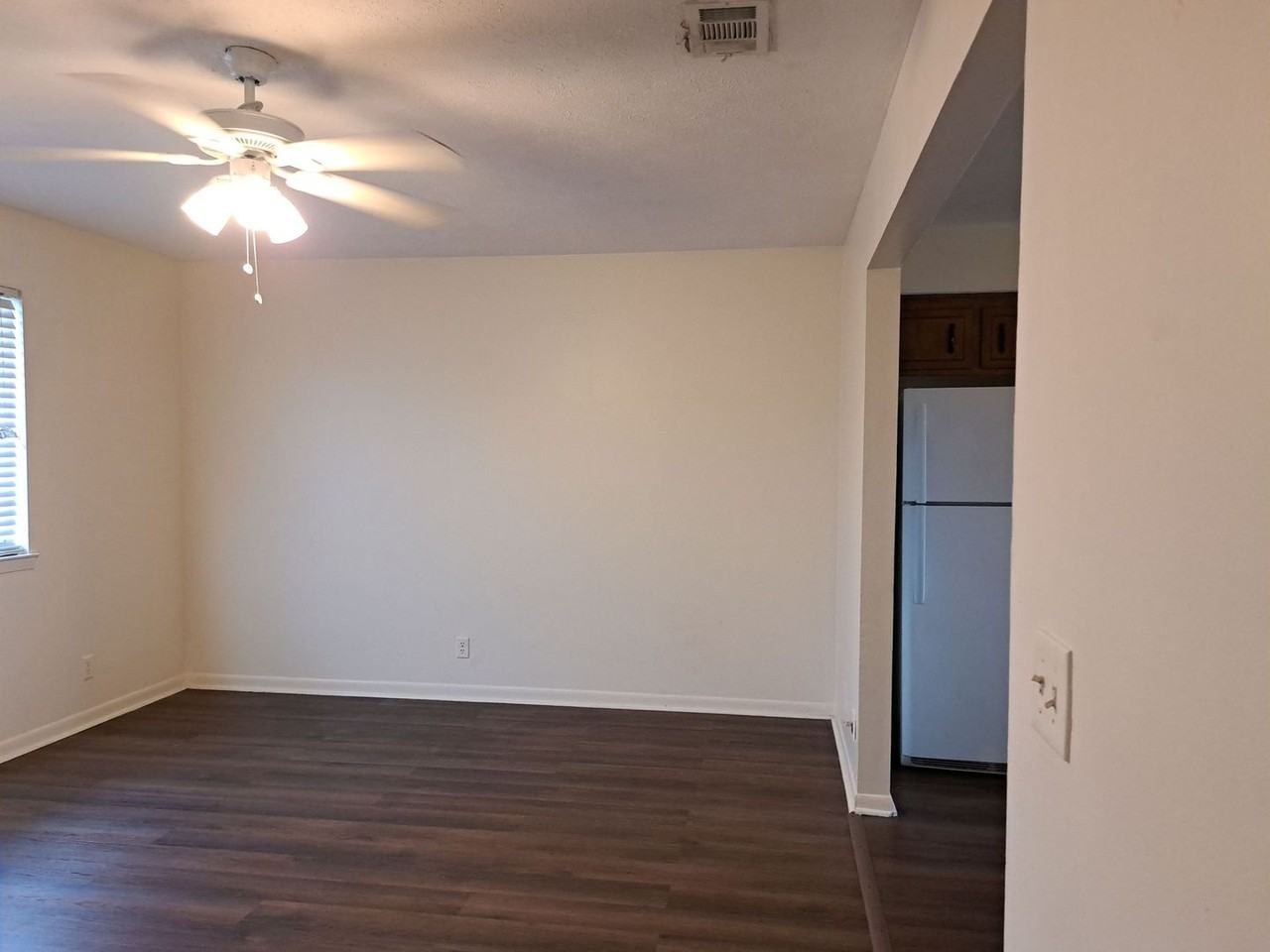 3704 E 11th St #C - Photo 6 of 18