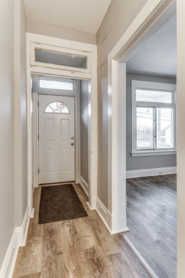 202 Meredith St - Photo 6 of 11