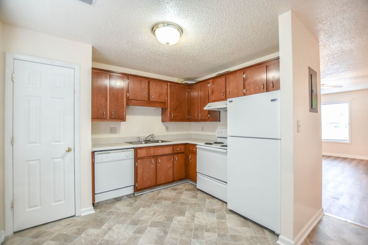 2805 Cobalt Dr - Photo 5 of 12