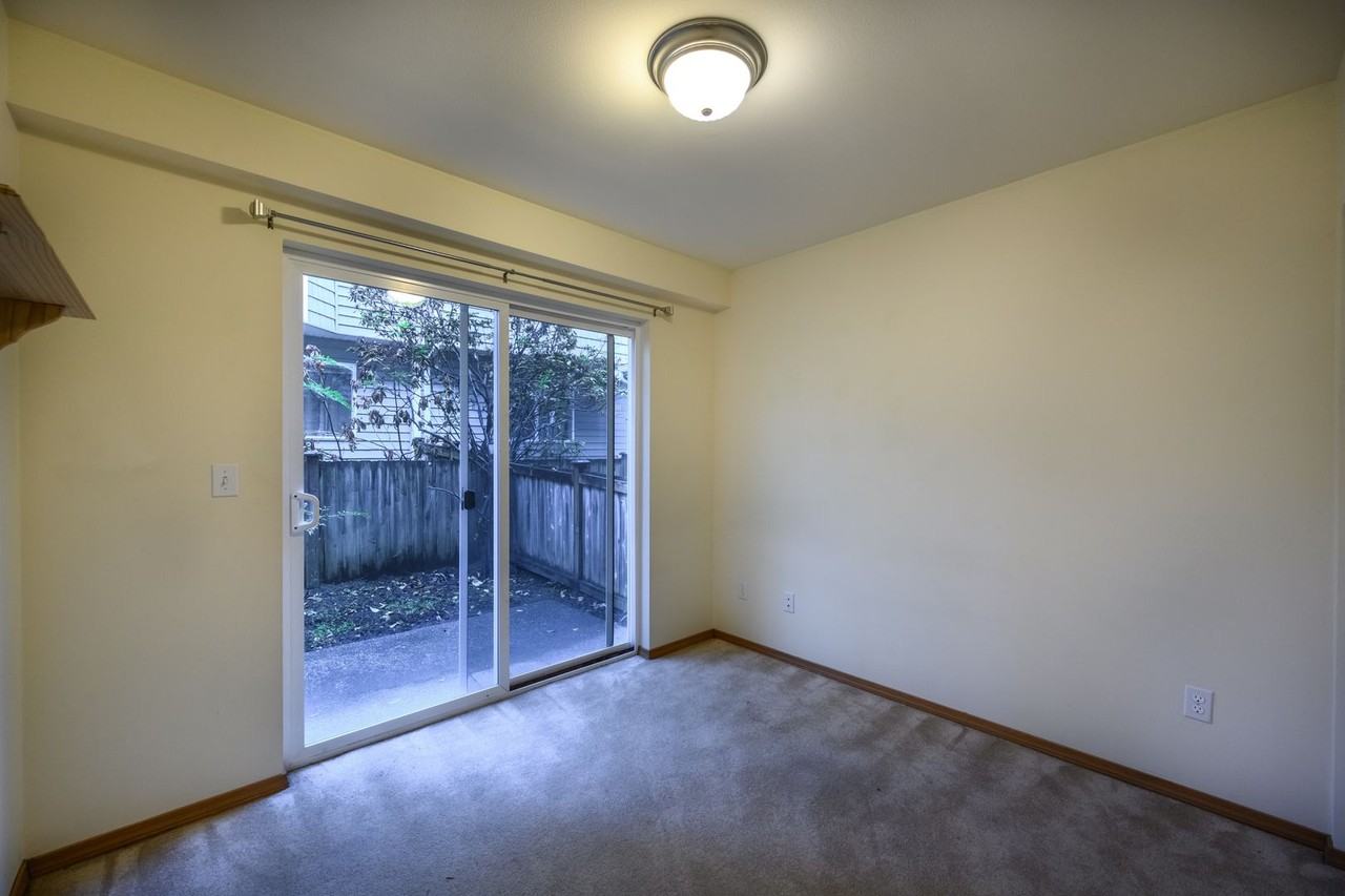 12049 32nd Ave Ne - Photo 3 of 24