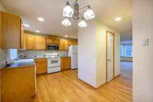 12049 32nd Ave Ne - Photo 1 of 1