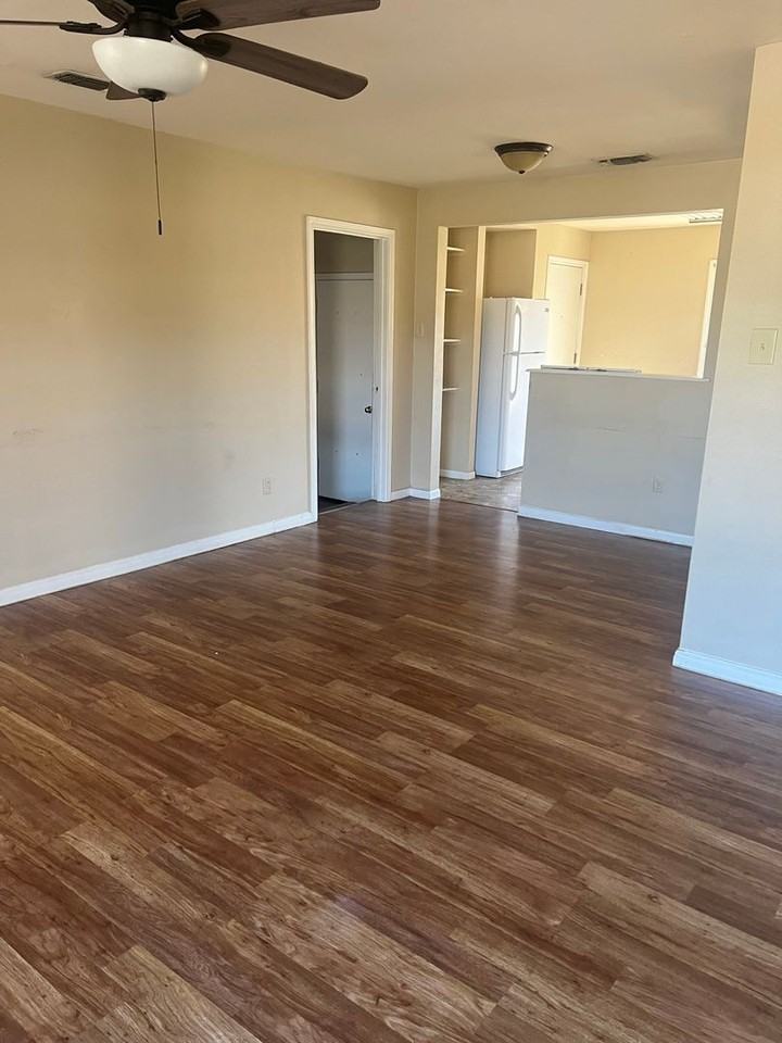 2009 Jeanette St - Photo 2 of 2