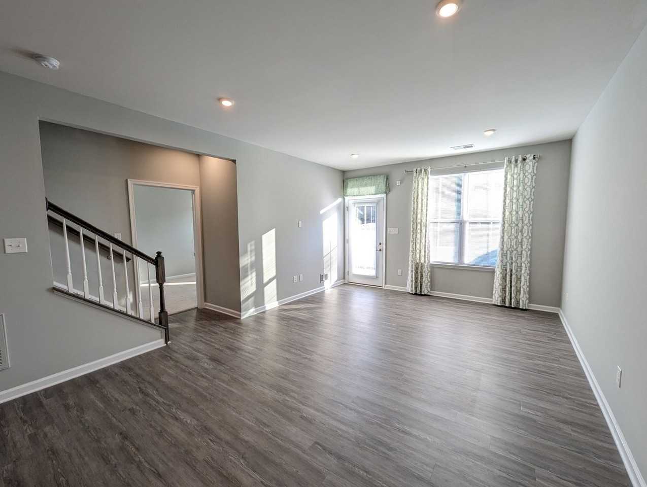 3456 Foxglove Dr - Photo 3 of 21