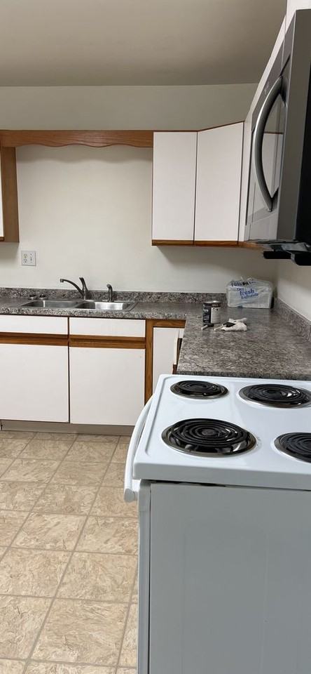 1131 Shenandoah St - Photo 6 of 10