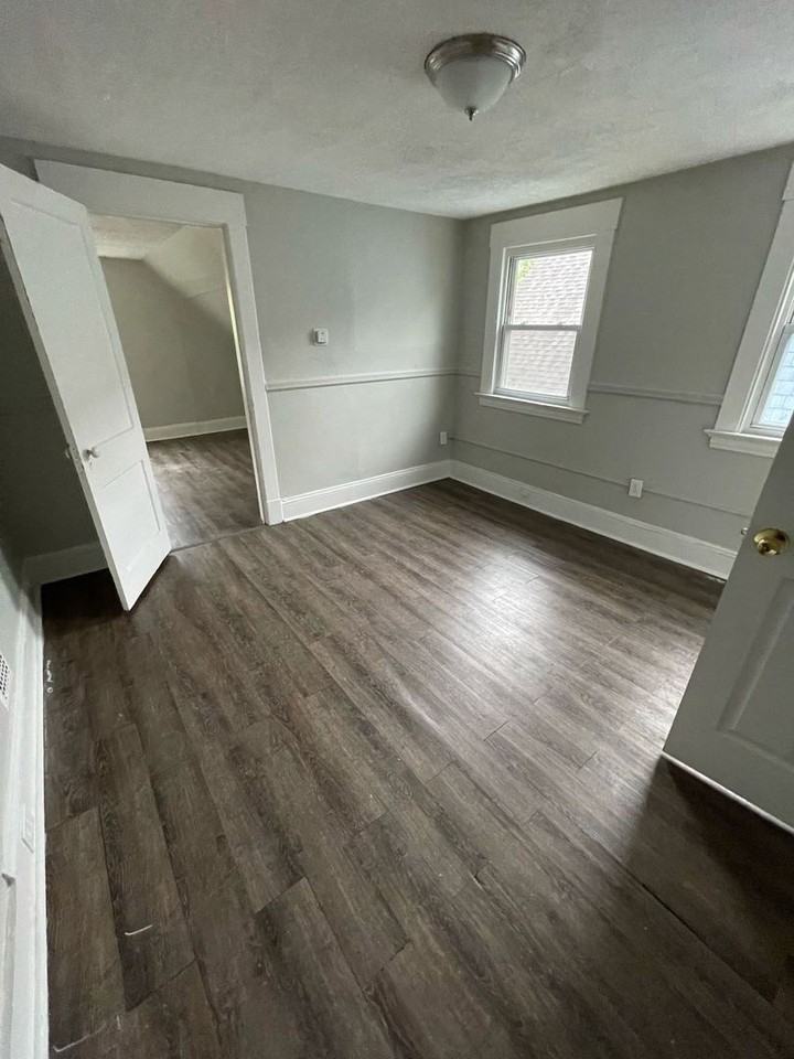 12 Harding Pl - Photo 7 of 9