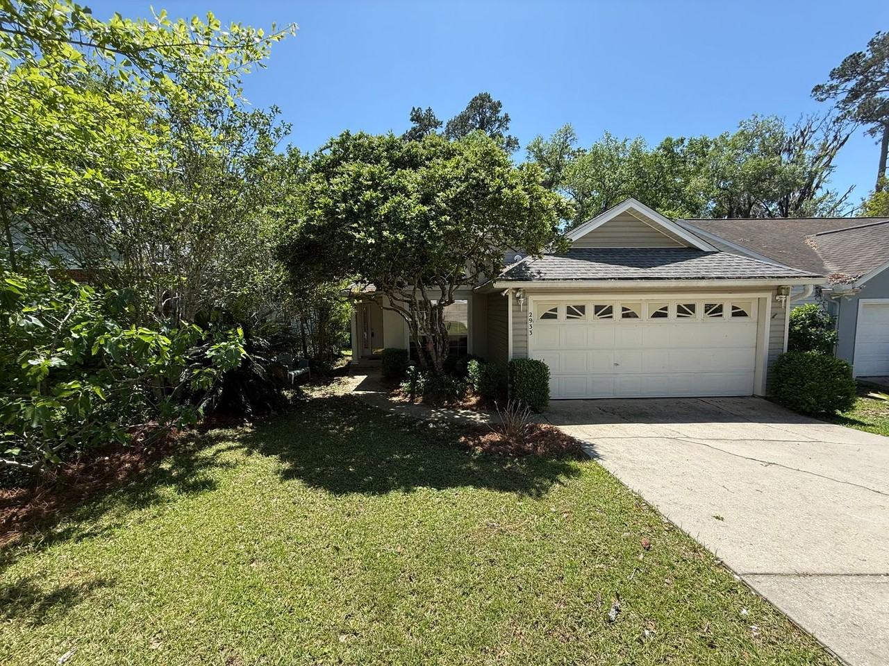 2933 Tewkesbury Trce - Photo 2 of 21