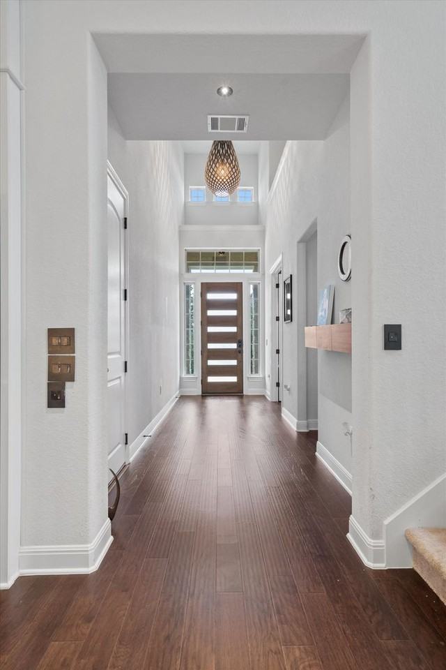 9808 Bayshore Bnd - Photo 3 of 42