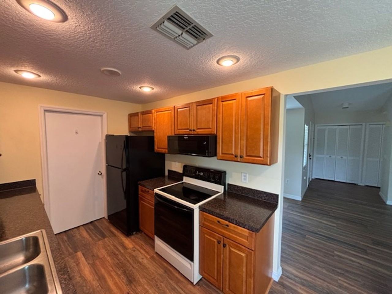 7578 St Andrews Blvd - Photo 3 of 25