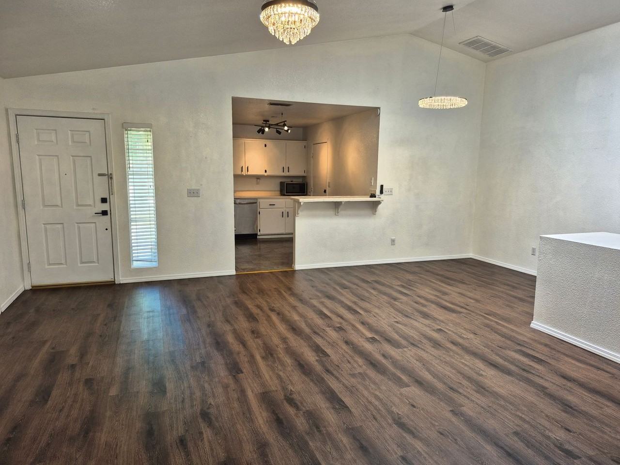 8544 Travary Way - Photo 6 of 15