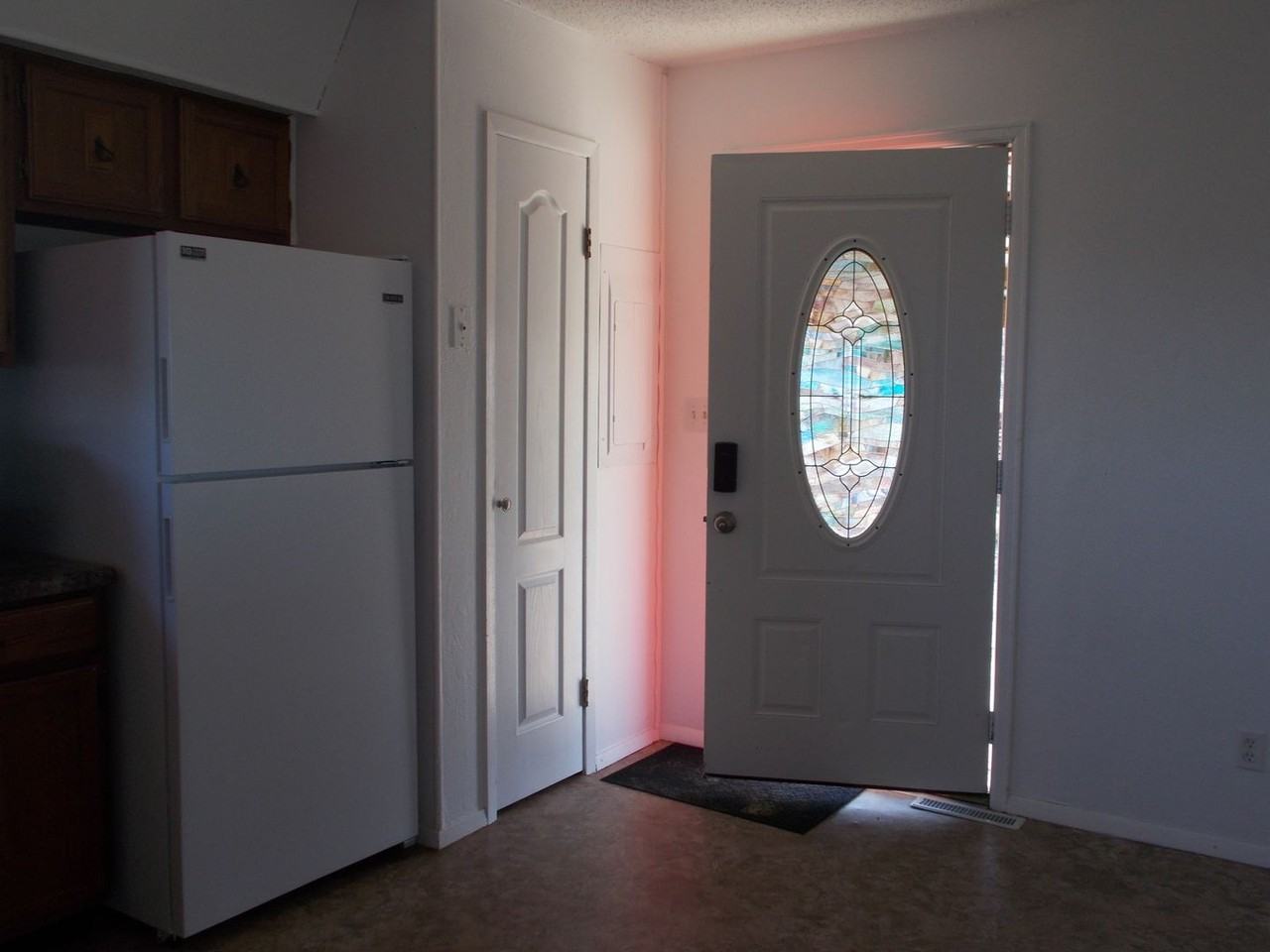 7650 Lake Dr - Photo 3 of 20