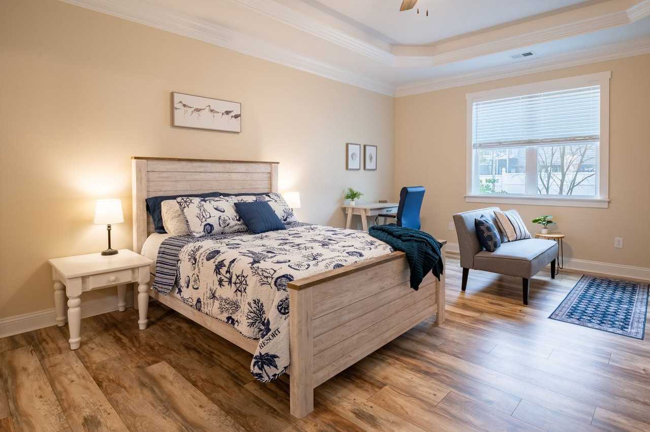 109 Gigi's Getaway @ 109 NW 24th St. - Photo 2 of 24