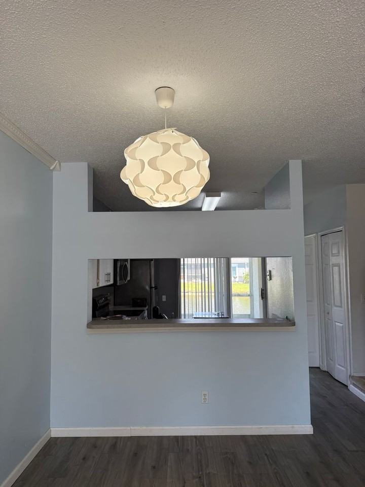 412 Countryside Key Blvd - Photo 3 of 19