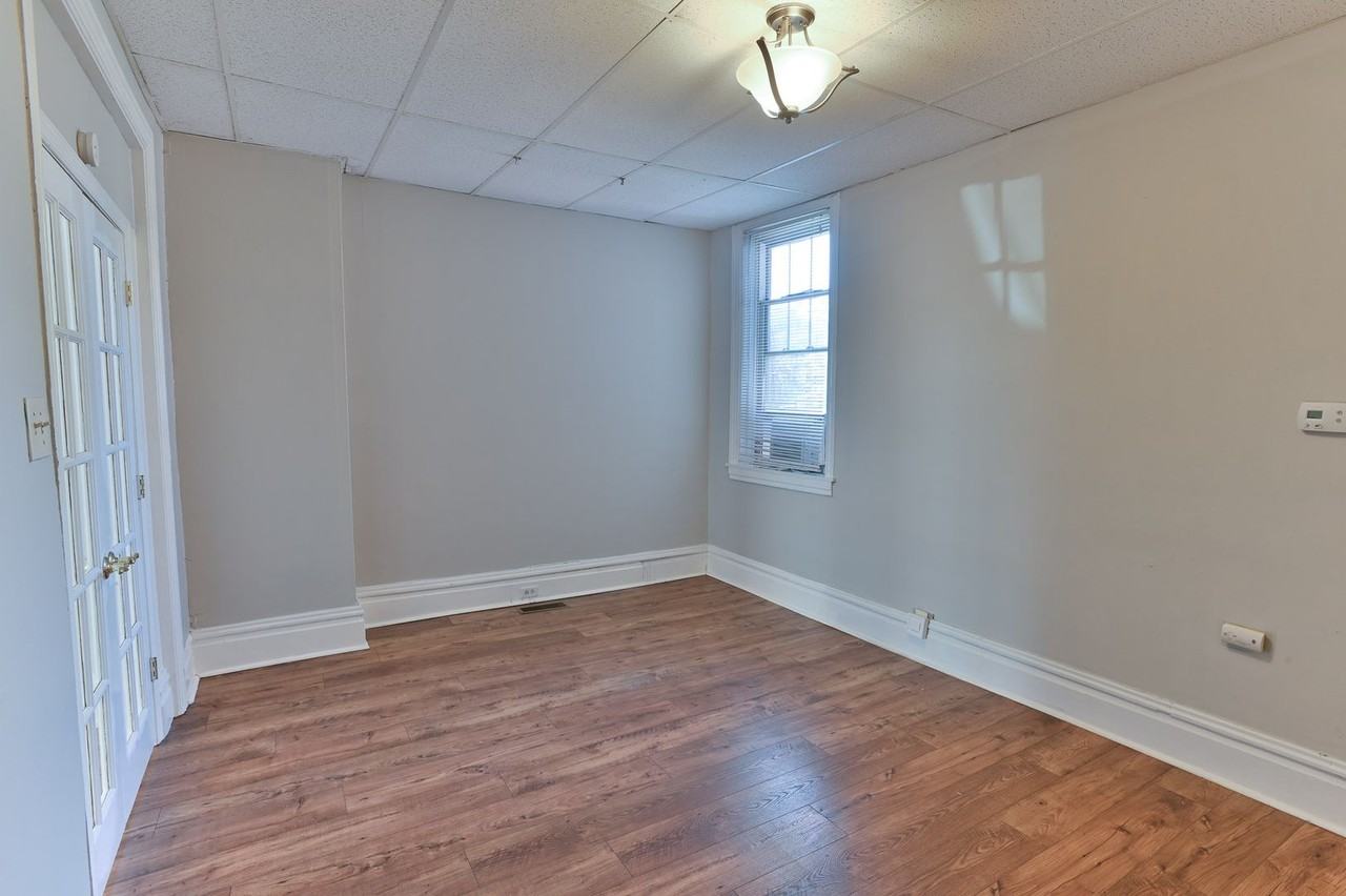 1816 Green St - Photo 7 of 19