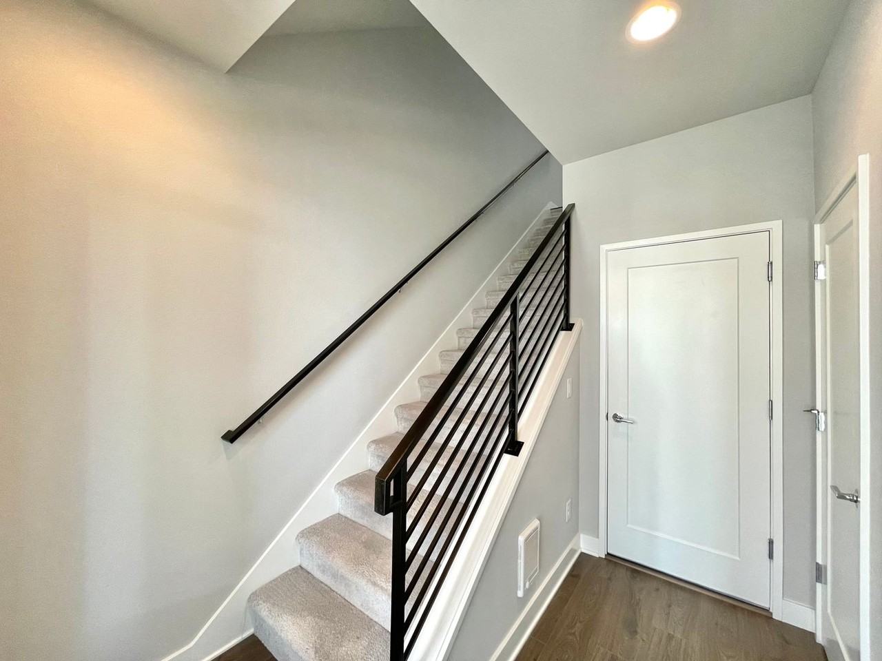 11416 117th Ln Ne #2 - Photo 4 of 26