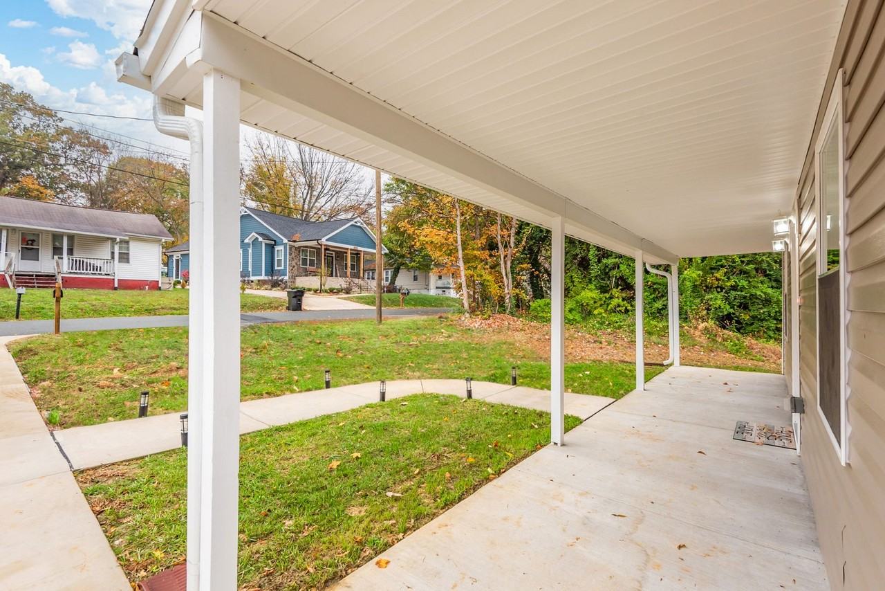 516 Gilmer St - Photo 4 of 27