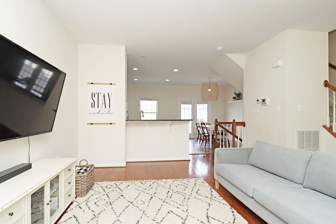 1874 Verona Dr - Photo 4 of 26