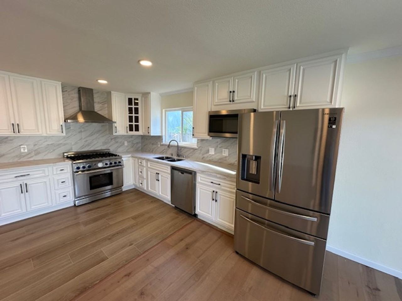 4649 Denker Dr - Photo 5 of 22