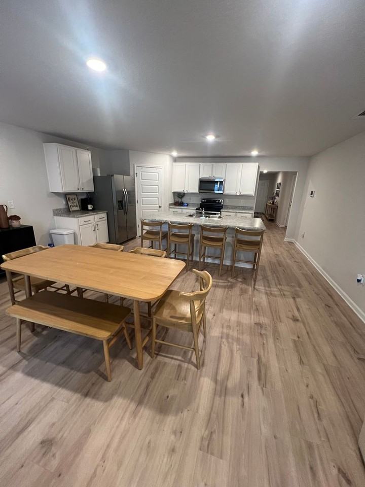5253 Peach Dr - Photo 6 of 30