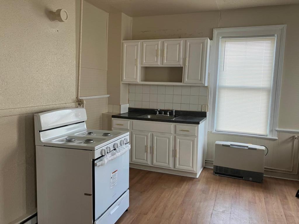 134 George St - Photo 2 of 8