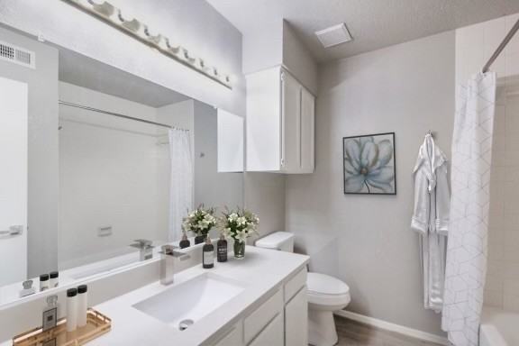 3200 W Britton Rd #321 - Photo 5 of 11