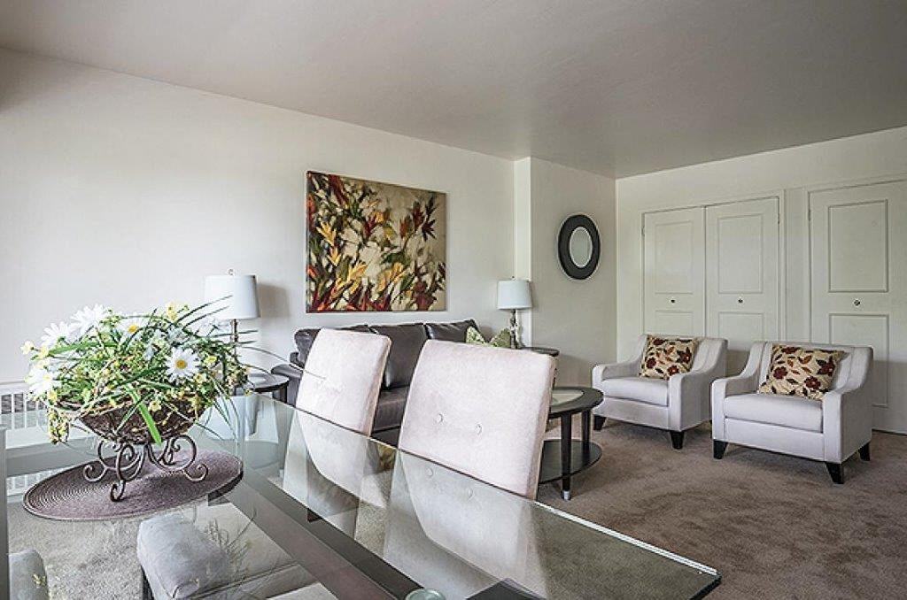 Juliana Apartments - Photo 6 of 14