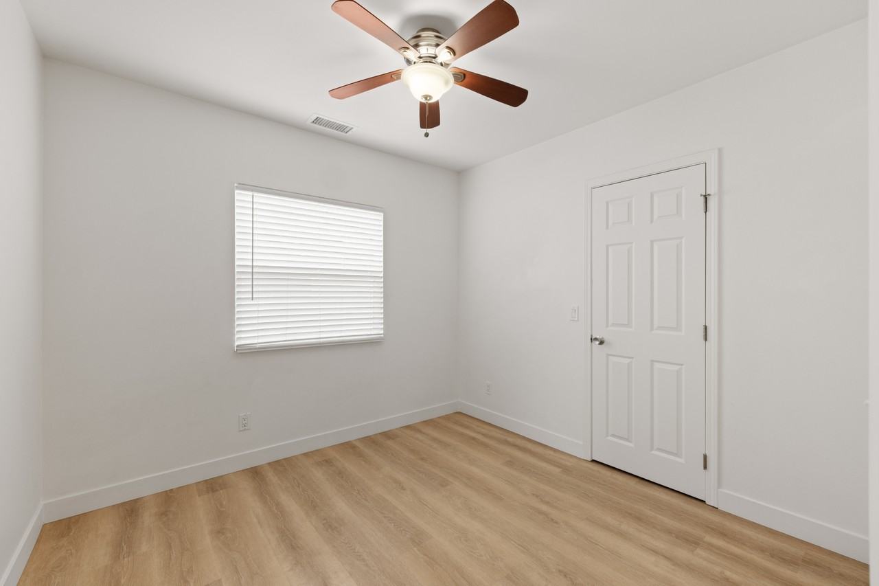 4565 Iowa St #4565 - Photo 6 of 12