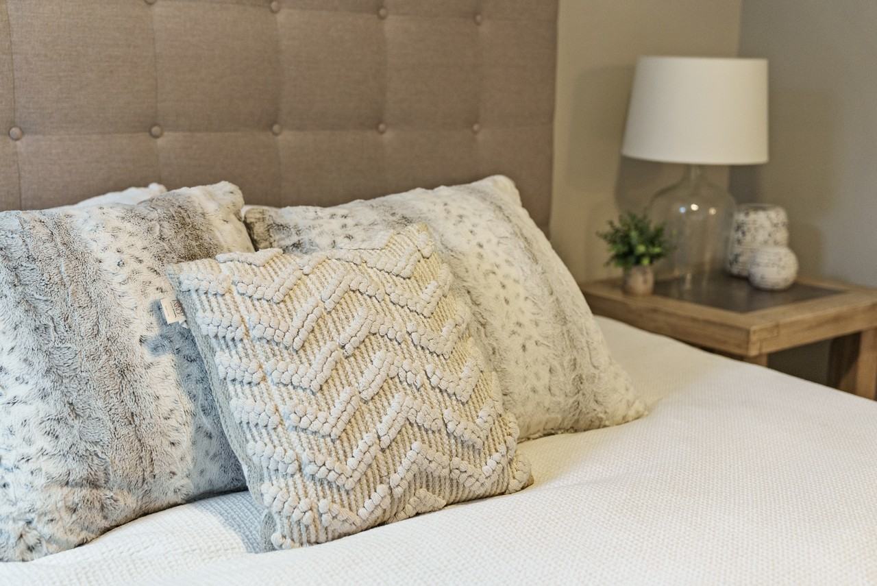 536 Oakwood Ave #536 - Photo 4 of 36