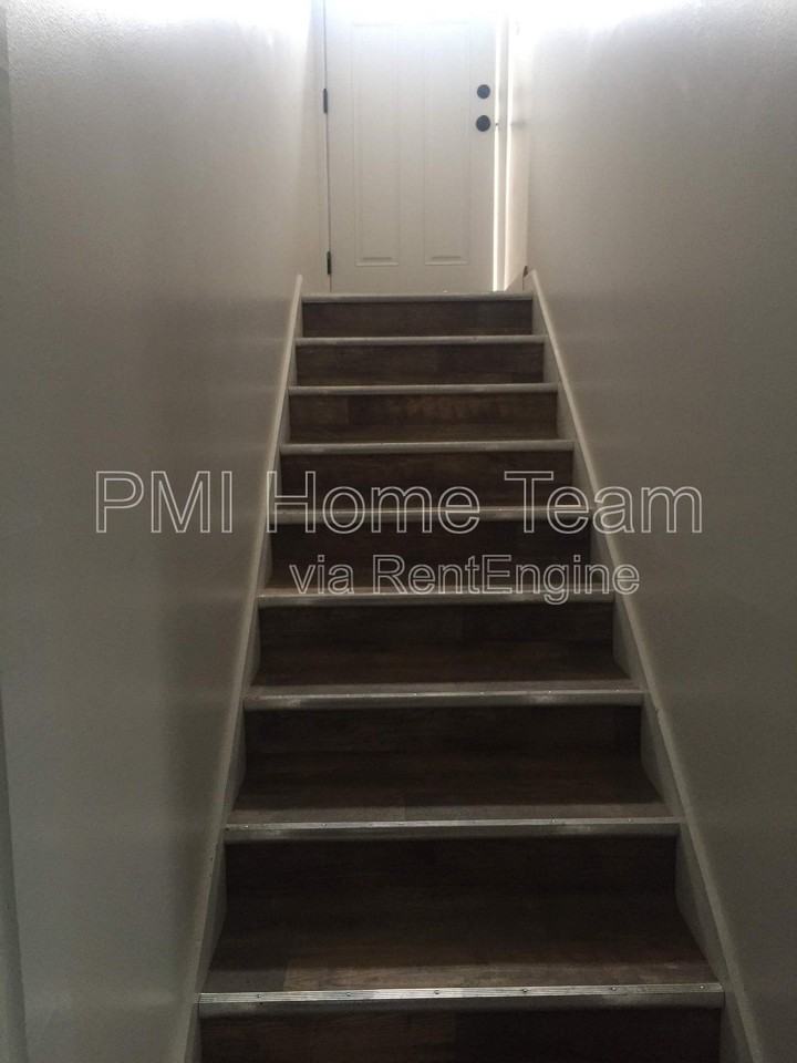 661 14th St - Photo 6 of 12