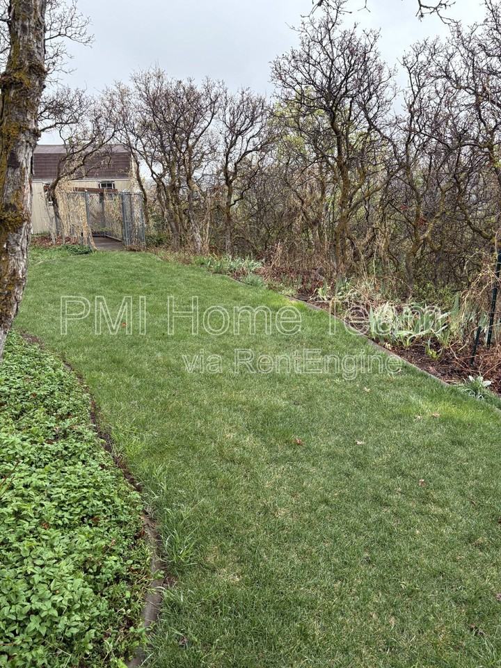 3778 N 2675 E - Photo 3 of 13