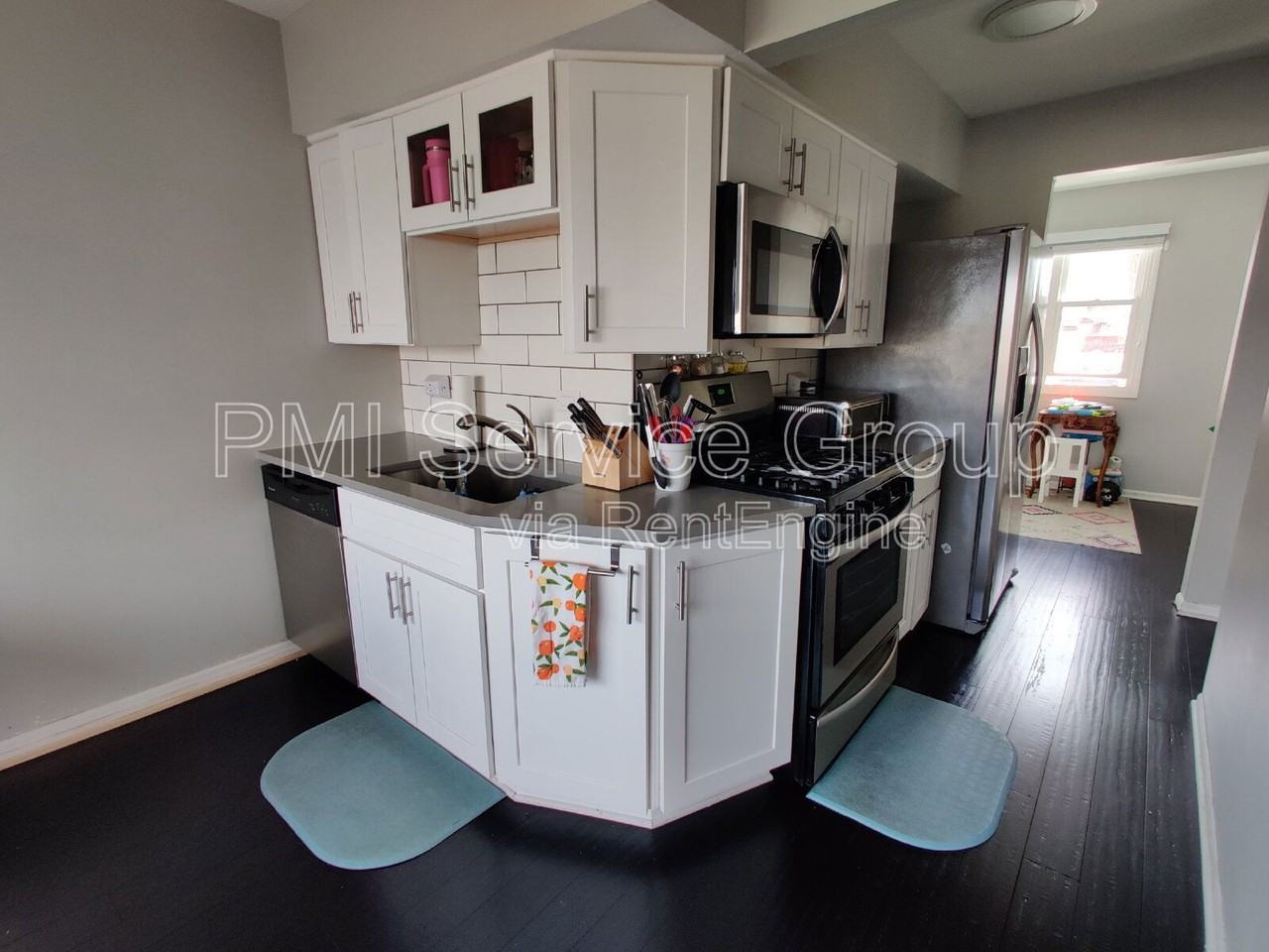 4946 Florence Ave - Photo 3 of 21