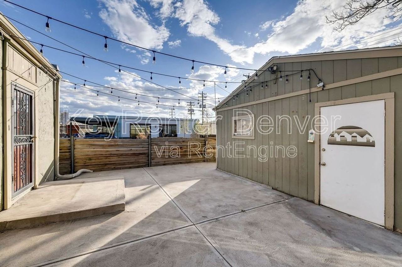 3341 Lawrence St - Photo 5 of 28