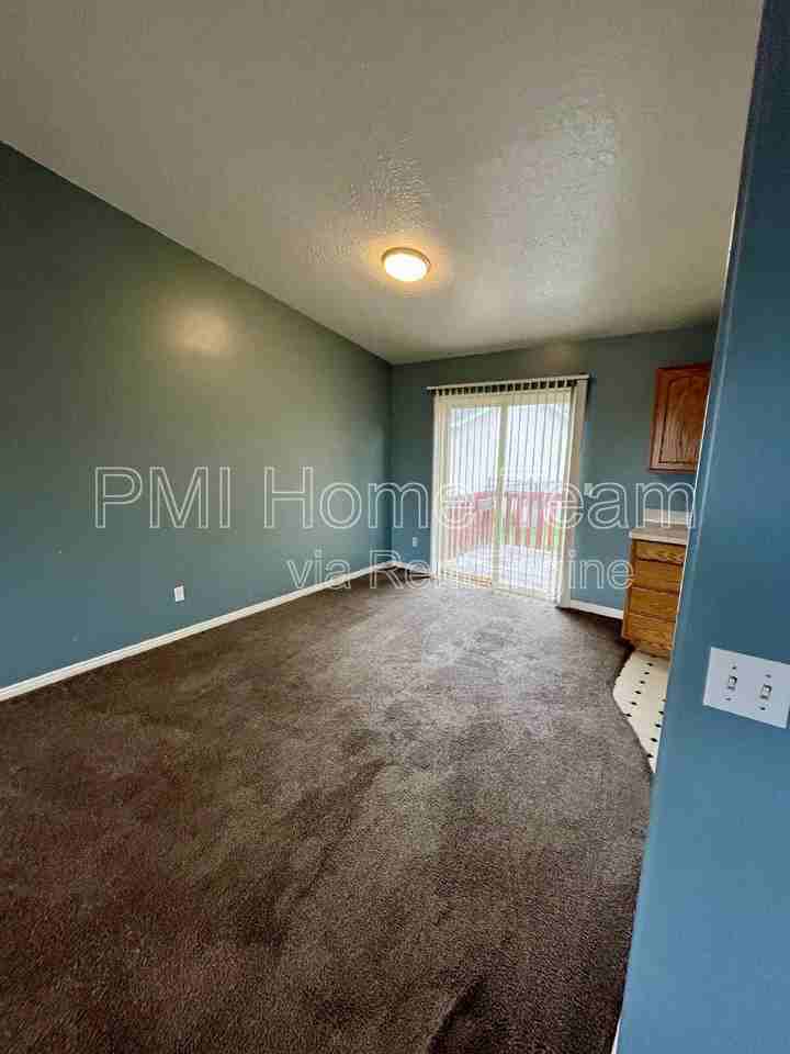 1222 N Willard Peak Dr - Photo 2 of 18