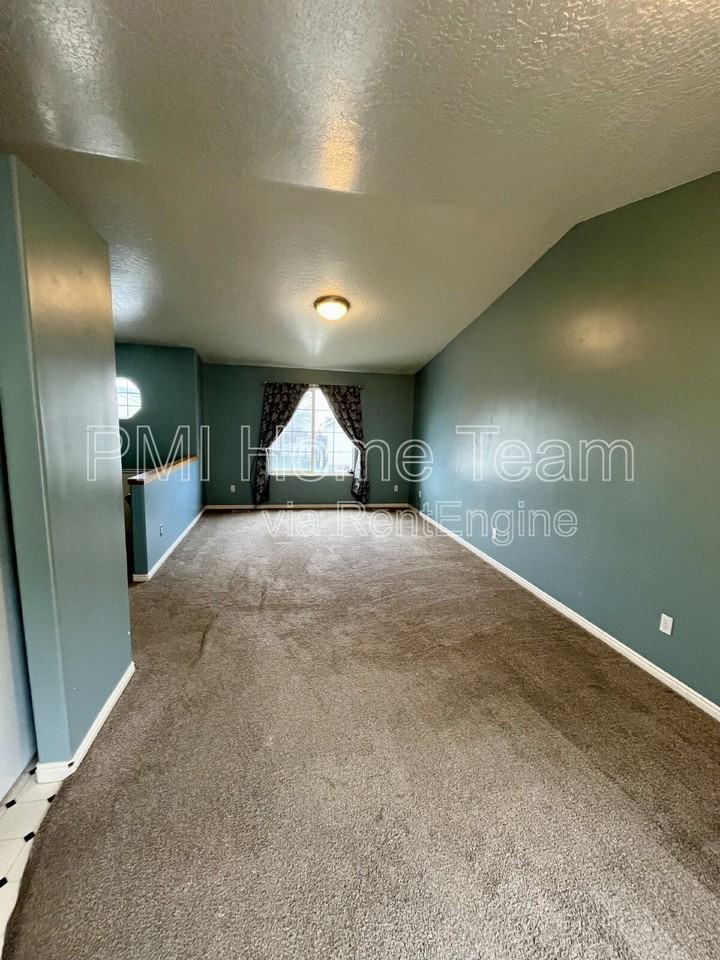 1222 N Willard Peak Dr - Photo 3 of 18