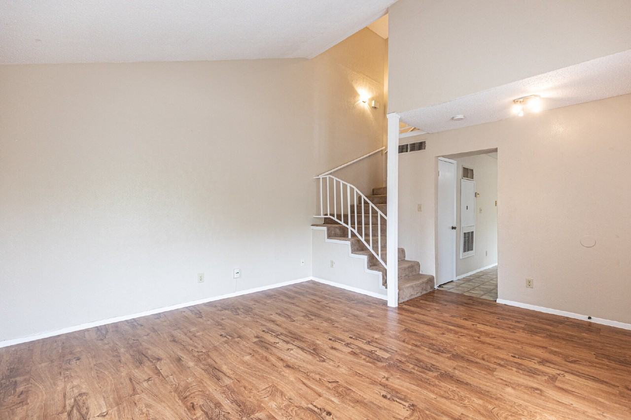 9524 Quail Village Ln - Photo 6 of 28