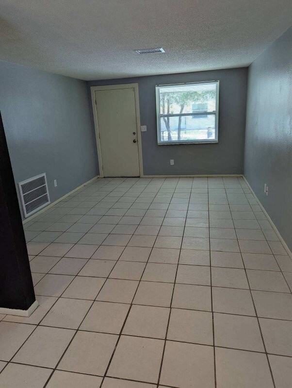5547 Silver Spur Dr - Photo 3 of 7