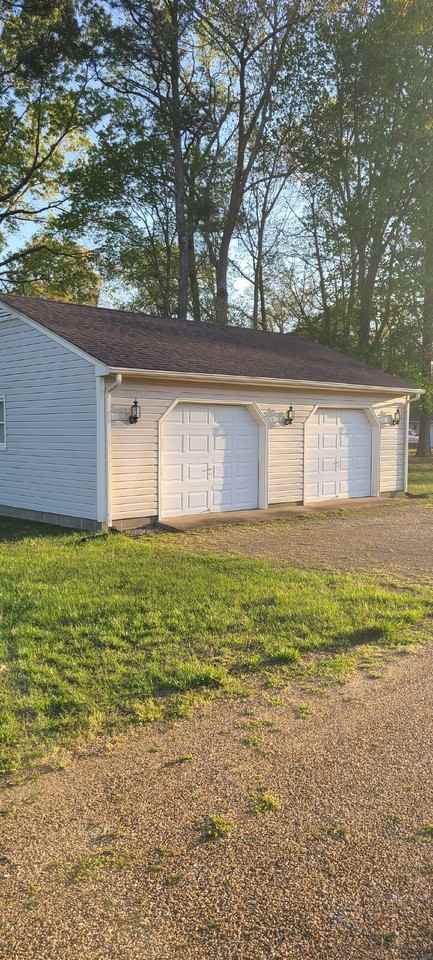 4411 Darbytown Rd - Photo 3 of 13