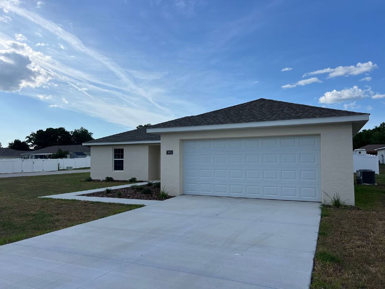 1685 Ne 161st St - Photo 2 of 35