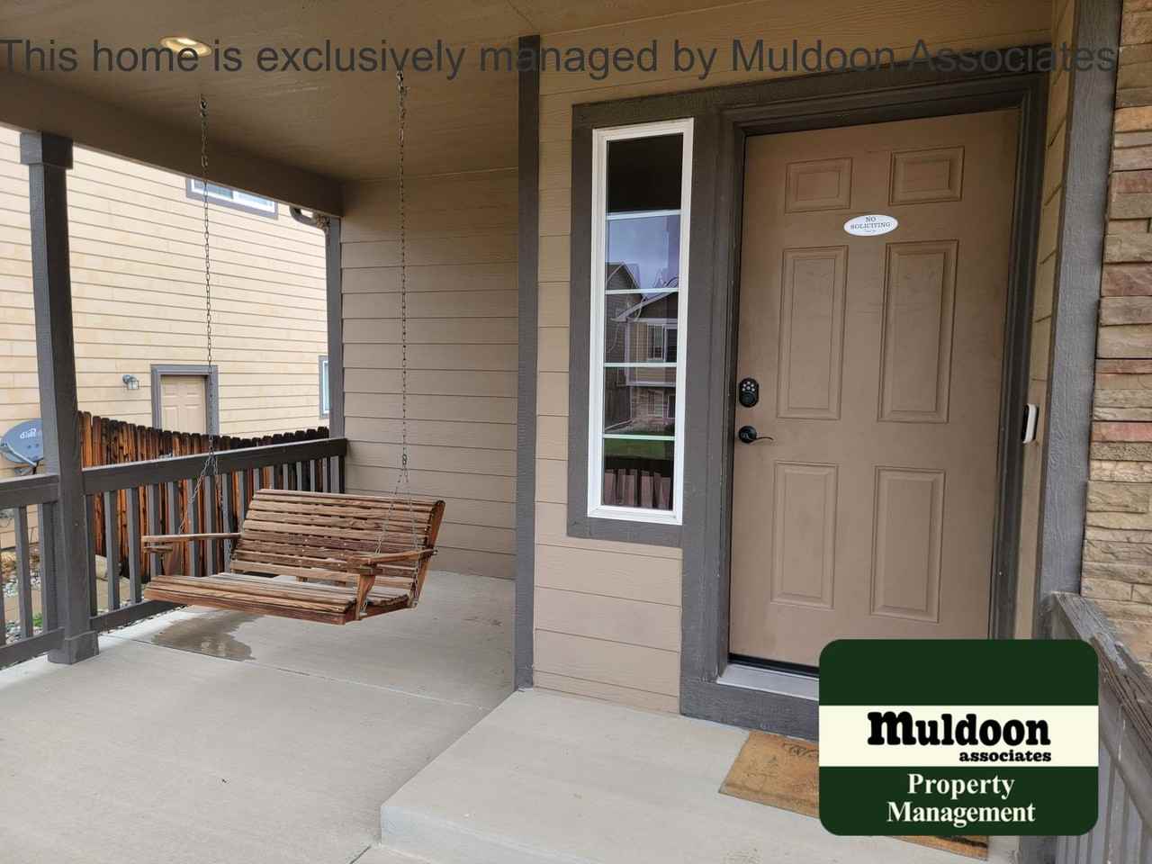 6052 San Mateo Dr - Photo 2 of 42