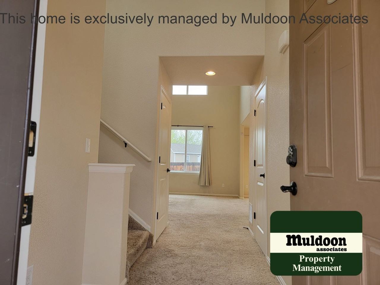 6052 San Mateo Dr - Photo 3 of 42