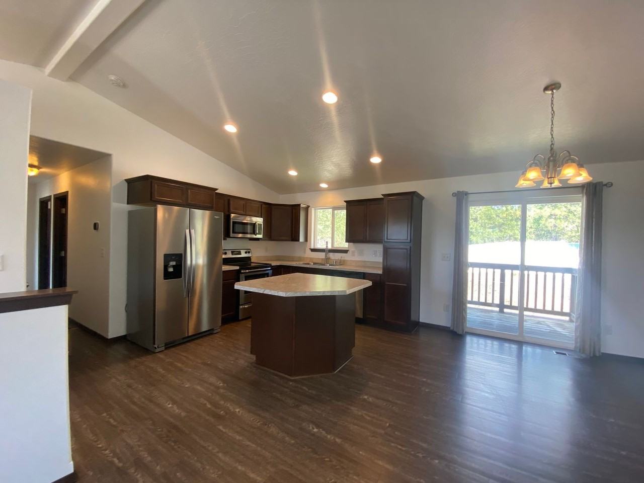 901 E Silver Pine Rd - Photo 2 of 25