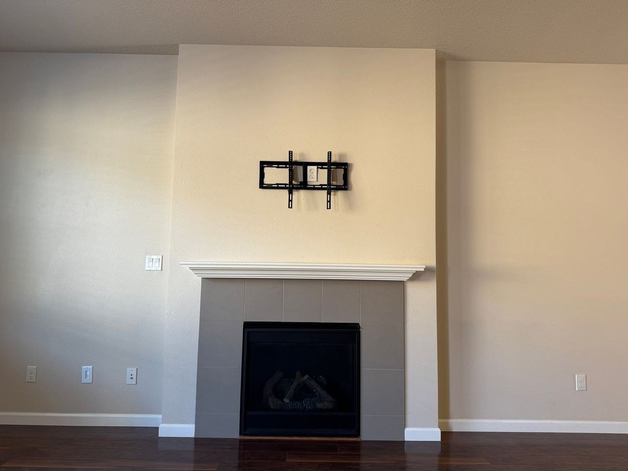 3008 Ne 74th St - Photo 2 of 35