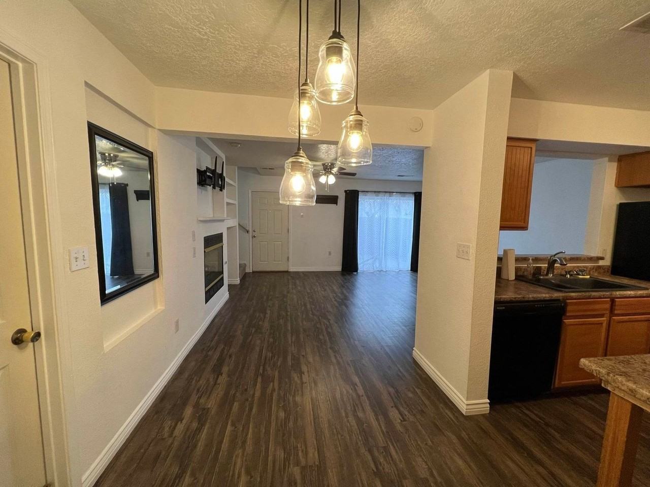 4801 Irving Blvd Nw #4702 - Photo 6 of 23