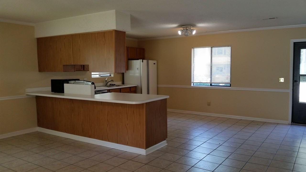 Chapel Creek - Photo 2 of 14